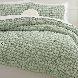 Pottery Barn Teen Marshmallow Jersey Quilt Sage Green Twin/Twin XL + Sham